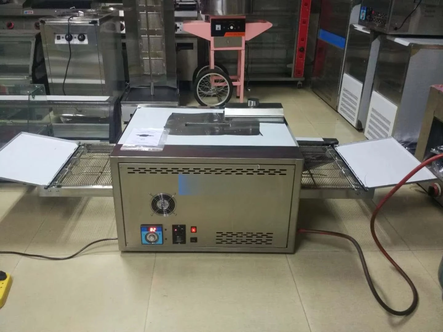 2-Deck Gas Convection Conveyor - огляд і ціна Pizza Conveyor Oven